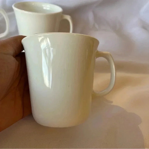 Vintage Set of 4 Corning Microwave Safe Mugs - Picture 3 of 4